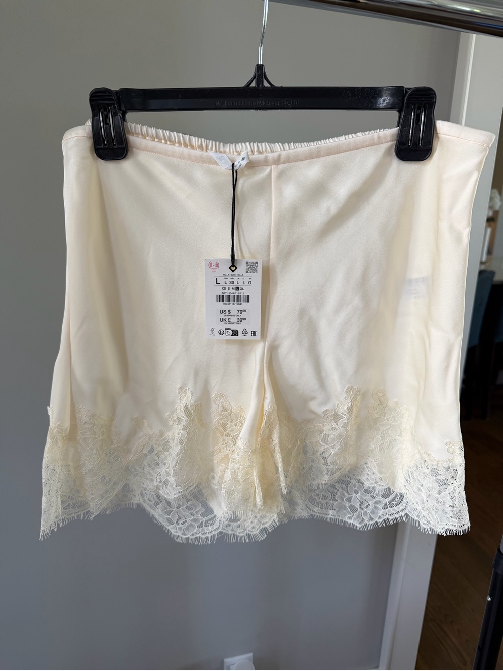 NWT Zara Lace & Satin shorts